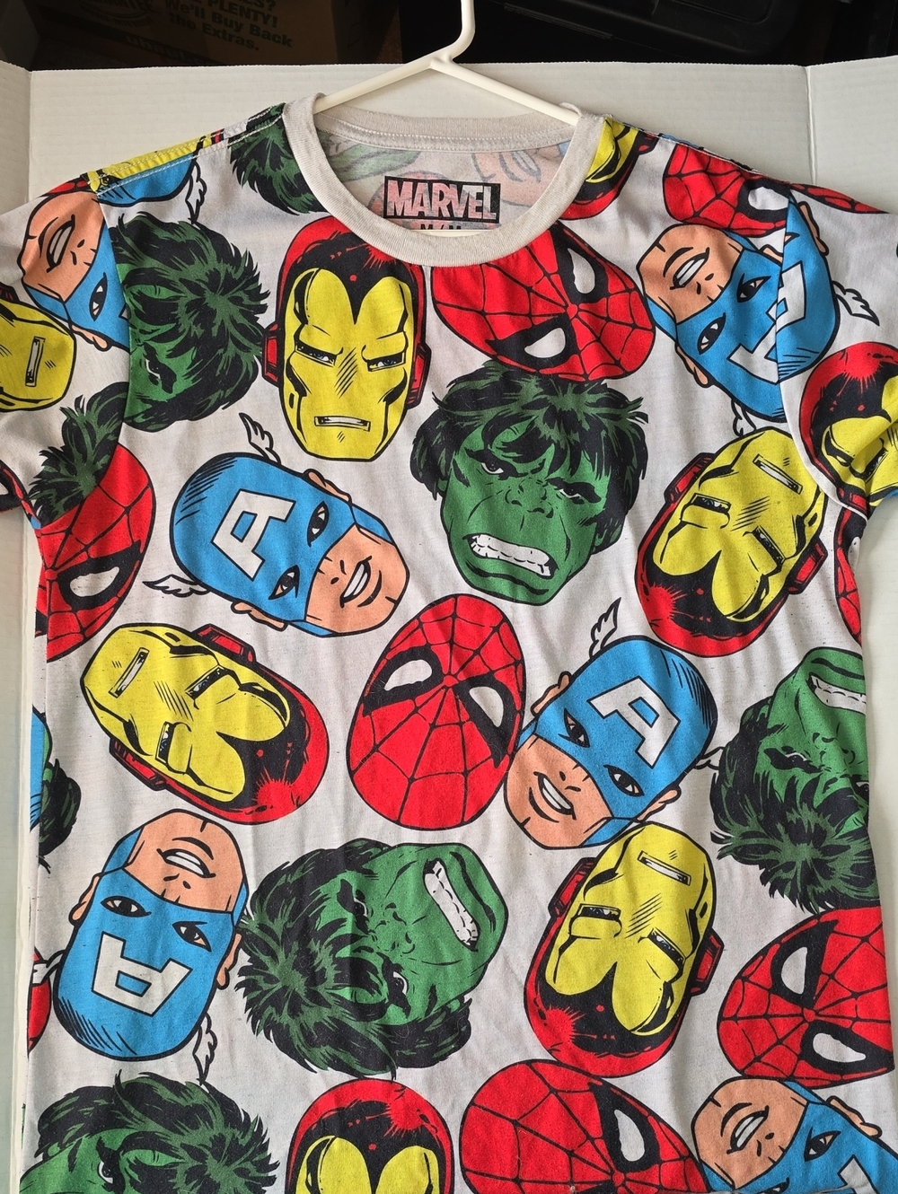 Official Marvel Comics Avengers All Over Print AOP Graphic T Shirt Size M